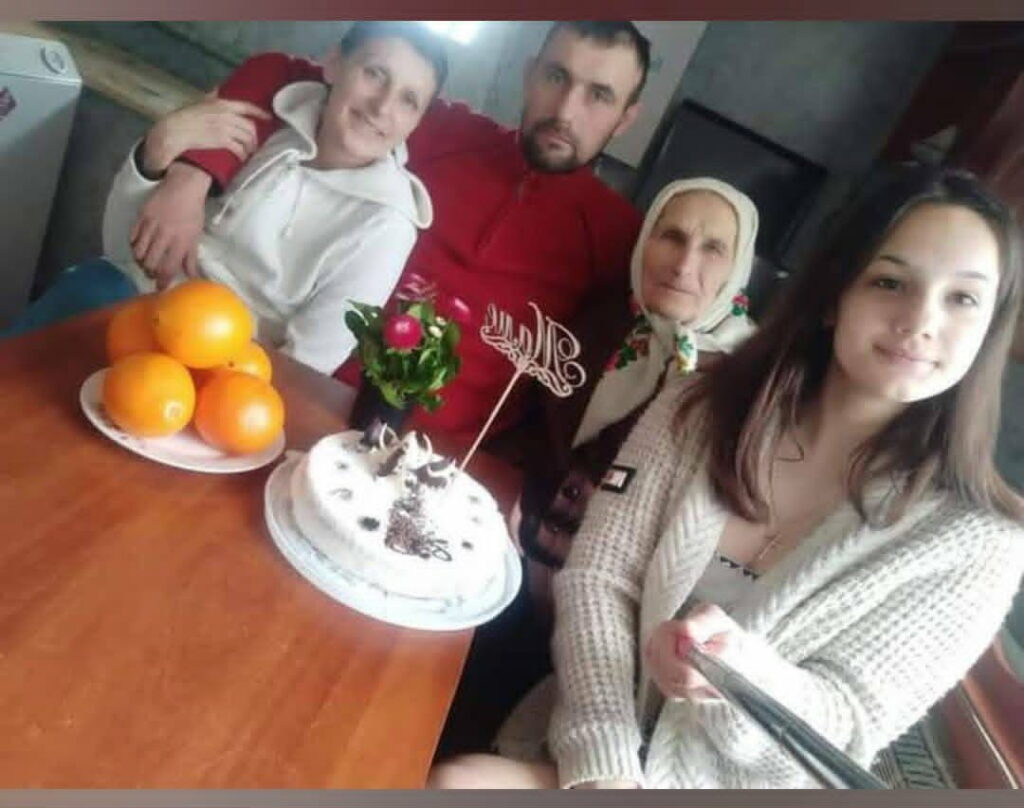Юрій Линник із Кириківки, солдат Збройних сил України, пам’яті захисника. В родинному колі