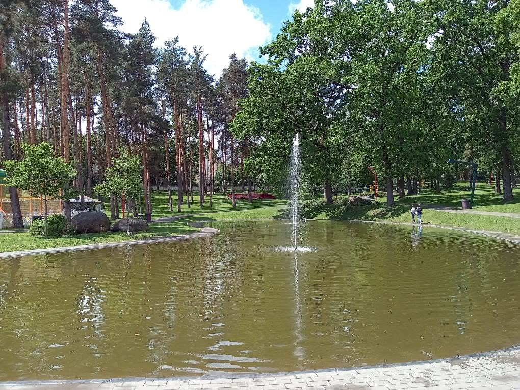 Сучасний Ірпінь серед соснового лісу
