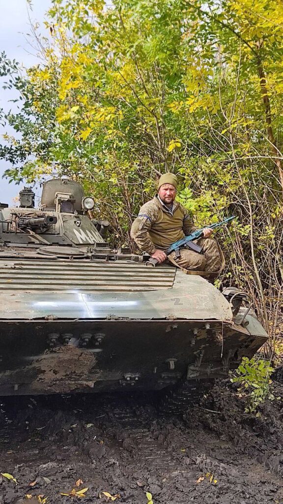 Максим Сидоренко у військовій формі під час служби на захисті України